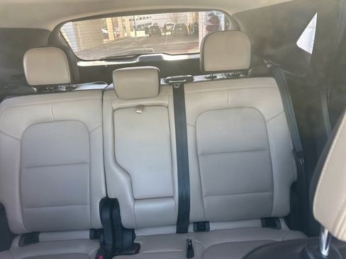 Used 2022 Ford Escape SEL w/ Technology Package image 22