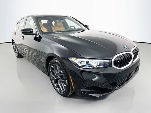 Used 2026 BMW 330i Sedan w/ Premium Package RWD image 3