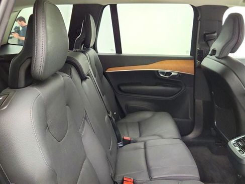 Used 2023 Volvo XC90 B5 Plus AWD/4WD image 24