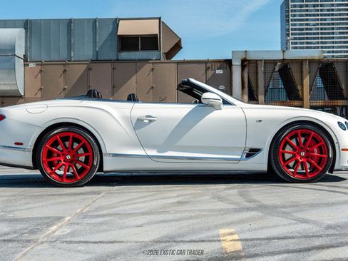 Used 2020 Bentley Continental GT V8 image 9
