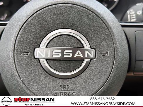 Certified 2022 Nissan Rogue SV image 19