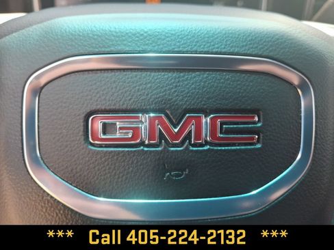 Used 2025 GMC Sierra 1500 SLT RWD image 24