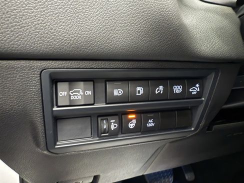 Used 2024 Toyota Sequoia Limited image 13