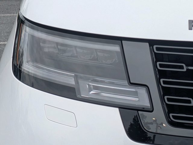 New 2027 Land Rover Range Rover Long Wheelbase Autobiography AWD/4WD image 10