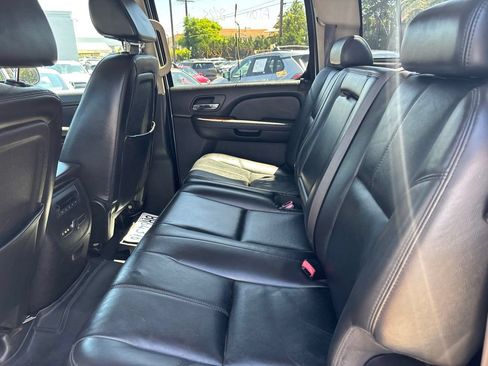 Used 2008 GMC Sierra 2500 SLT w/ Sun And Navigation Package AWD/4WD image 11