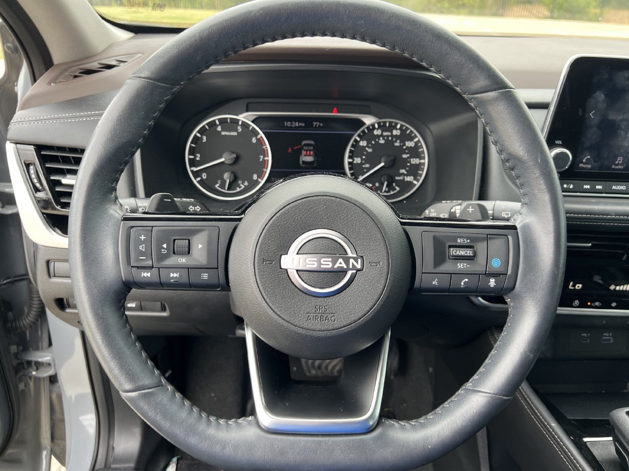 Used 2023 Nissan Rogue SL FWD image 7