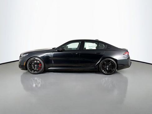 New 2026 BMW M5 w/ Executive Package image 4