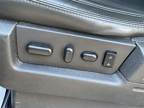 Used 2014 Ford F150 Platinum image 16