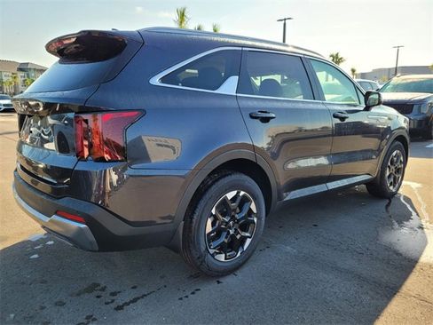 New 2025 Kia Sorento S w/ Panoramic Sunroof Package image 11