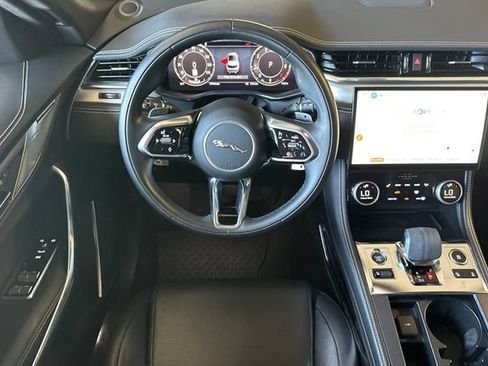 Used 2024 Jaguar F-PACE R-Dynamic S AWD/4WD image 13