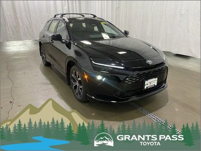 New 2025 Toyota Crown Signia