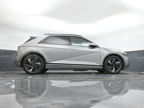 New 2026 Hyundai Ioniq 5 Limited image 47