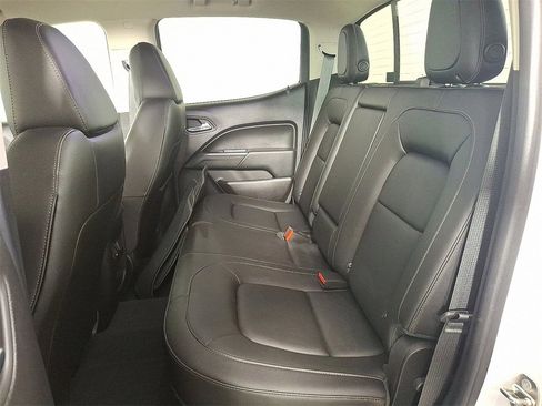 Used 2019 Chevrolet Colorado ZR2 image 14