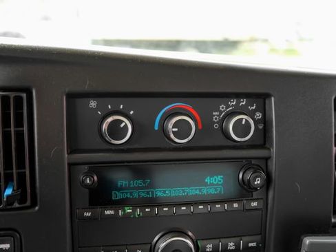 Used 2019 GMC Savana 3500 w/ Power Convenience Package image 23