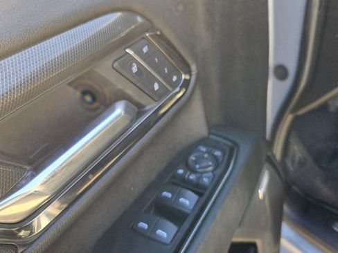 Used 2024 GMC Sierra 2500 AT4 w/ Technology Package image 15