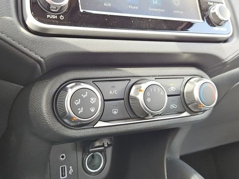 New 2025 Nissan Versa S image 33