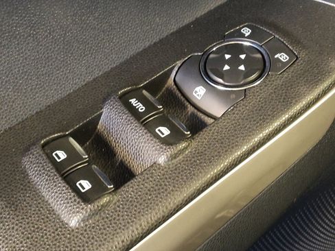 Used 2020 Ford EcoSport Titanium FWD image 27