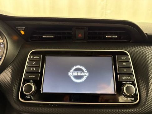 Used 2024 Nissan Kicks S FWD image 13