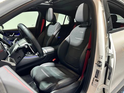 Used 2025 Mercedes-Benz GLC 43 AMG 4MATIC image 16