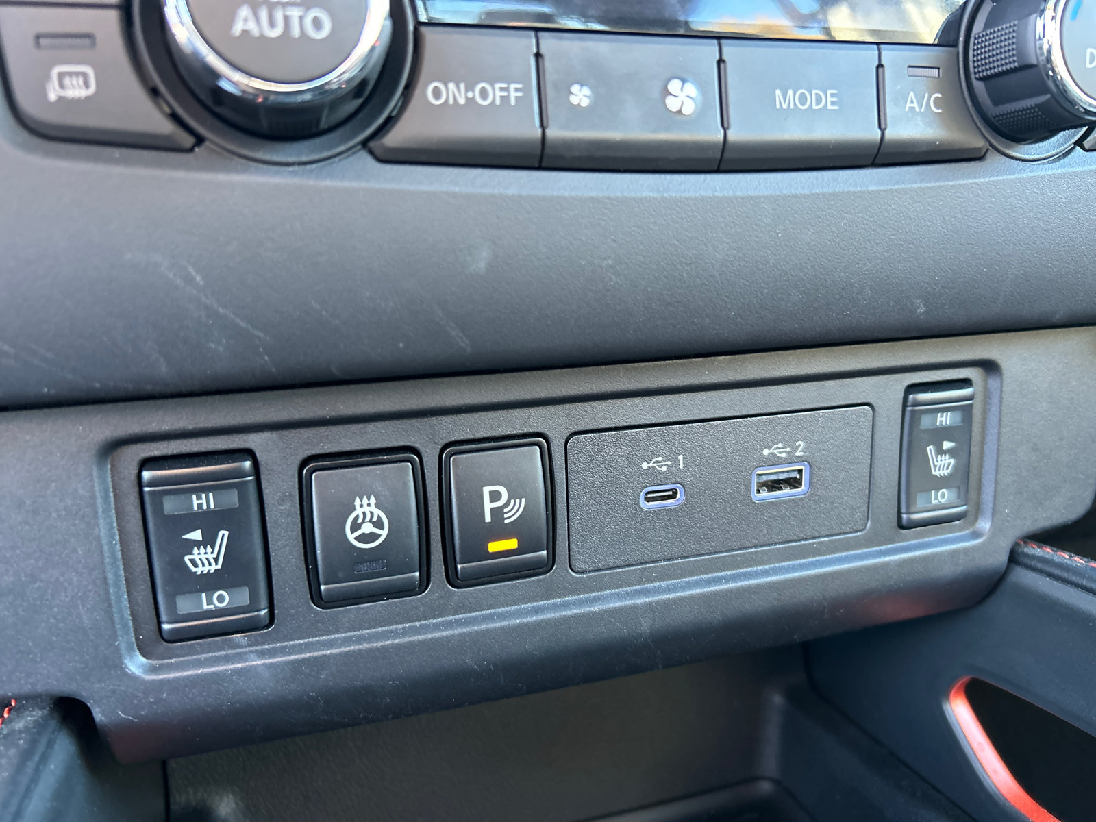 Certified 2024 Nissan Frontier PRO-4X w/ Pro Premium Package AWD/4WD image 19