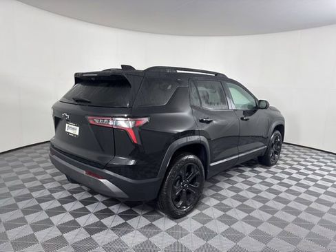 New 2026 Chevrolet Equinox LT w/ Midnight Edition FWD image 3