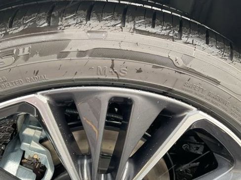 New 2026 Toyota Prius XLE image 8