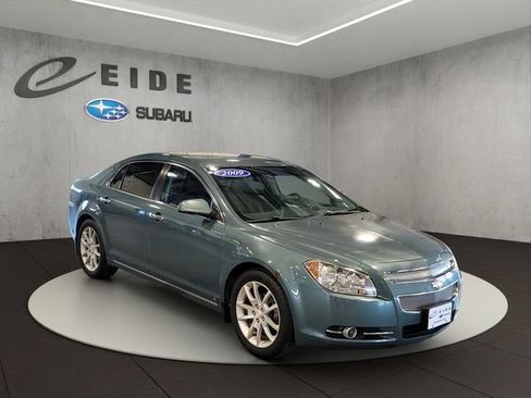 Used 2009 Chevrolet Malibu LTZ FWD image 1