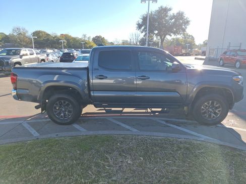 Used 2023 Toyota Tacoma SR5 image 7