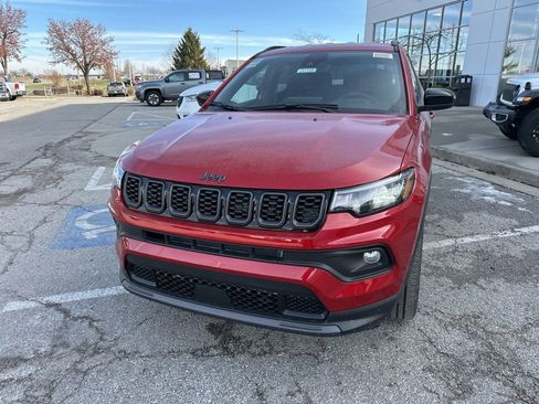 New 2026 Jeep Compass Latitude image 10