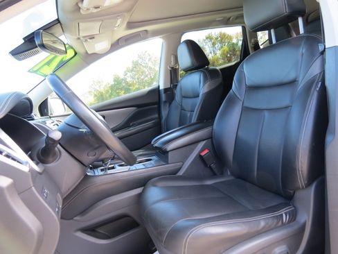 Used 2021 Nissan Murano SL w/ SL Moonroof Package image 16