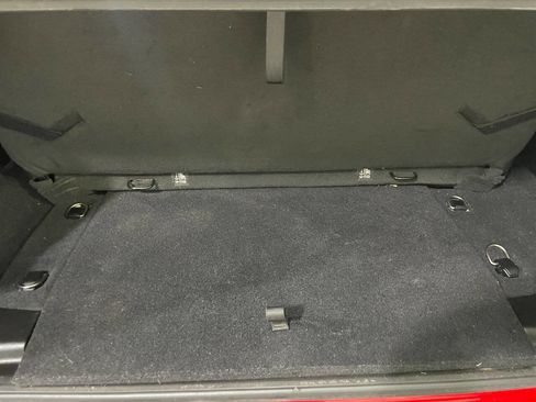 Used 2019 Jeep Wrangler Rubicon w/ Cold Weather Group image 7