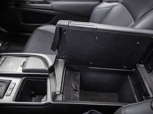 Used 2019 Lexus ES 300h w/ Premium Package FWD image 18