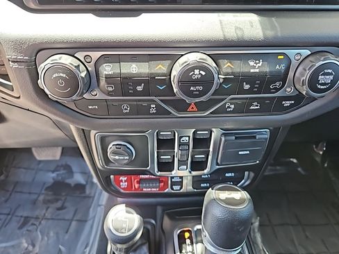 New 2024 Jeep Wrangler Unlimited Rubicon w/ Dual Door Group (Lowers Only) image 31