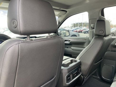 Used 2023 Chevrolet Silverado 1500 LTZ image 25