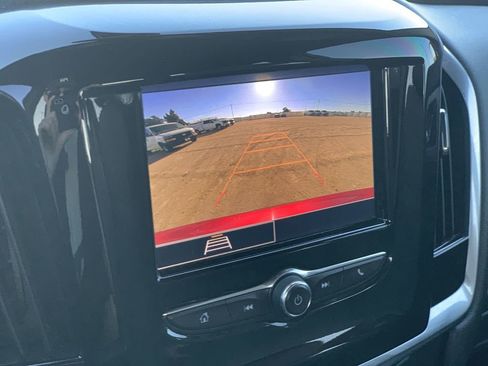 Certified 2023 Chevrolet Traverse LT FWD image 12