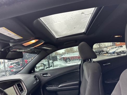 Used 2014 Dodge Charger SXT image 8