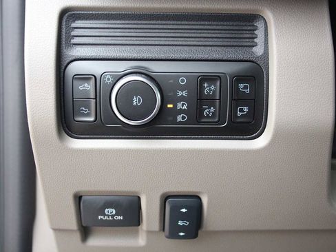 New 2026 Ford F350 Platinum w/ Platinum Plus Package image 27