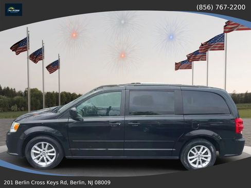 Used 2015 Dodge Grand Caravan SXT FWD image 4