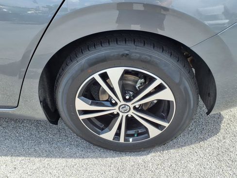 Certified 2022 Nissan Sentra SV image 4