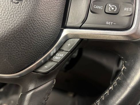 Used 2024 RAM 2500 Laramie AWD/4WD image 24