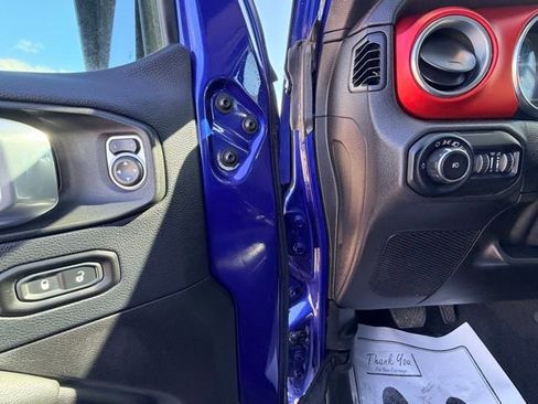 Used 2019 Jeep Wrangler Unlimited Rubicon image 19