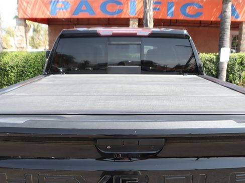 Used 2021 Chevrolet Silverado 1500 RST AWD/4WD image 9
