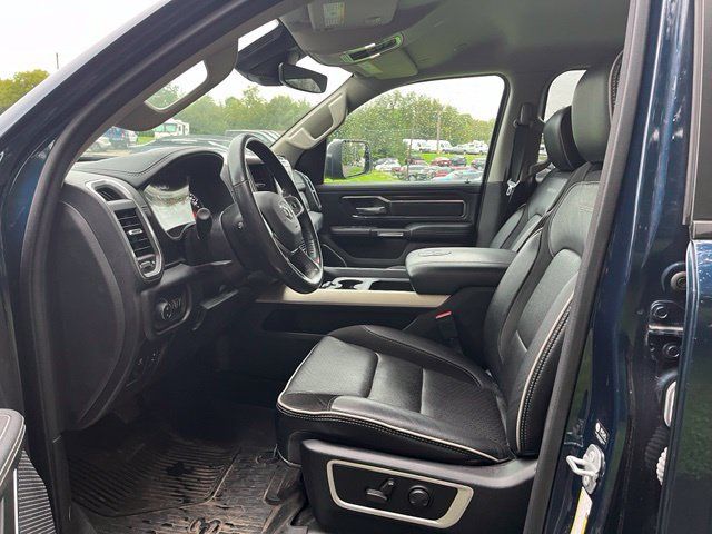 Used 2022 RAM 1500 Laramie AWD/4WD image 14