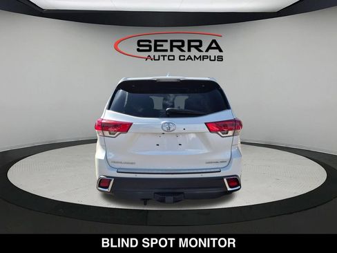 Used 2019 Toyota Highlander Limited AWD/4WD image 12