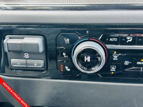 Used 2022 Chevrolet Silverado 1500 ZR2 w/ Technology Package image 7