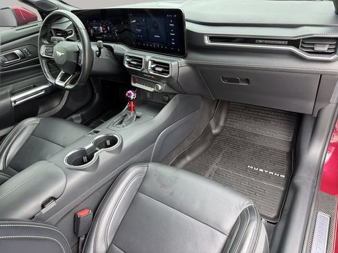 Used 2025 Ford Mustang GT Premium RWD image 11