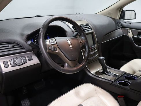 Used 2014 Lincoln MKX AWD w/ Equipment Group 101A image 15