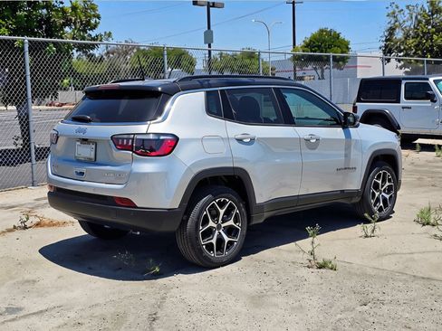 New 2026 Jeep Compass Limited AWD/4WD image 5