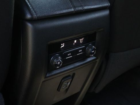 Used 2023 Chevrolet Traverse LT w/ LPO, Floor Liner Package AWD/4WD image 46