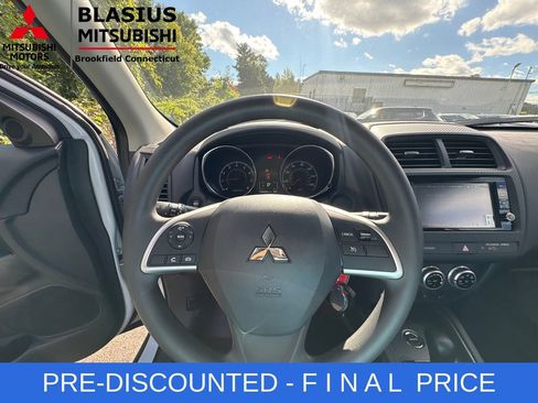 Used 2025 Mitsubishi Outlander Sport ES AWD/4WD image 20